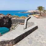 Big 2-bedroom In Tenerife South Apartmán *