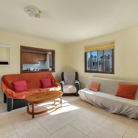 Big 2-bedroom In Tenerife South