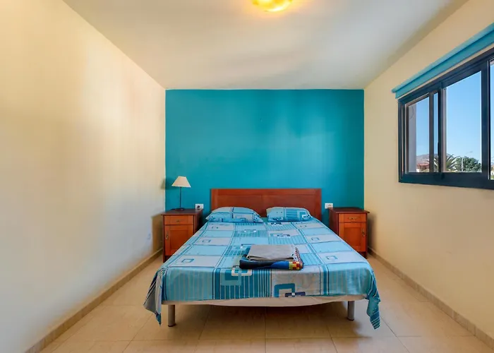 Big 2-bedroom In Tenerife South Appartement *