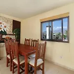 Big 2-bedroom In Tenerife South أرونا