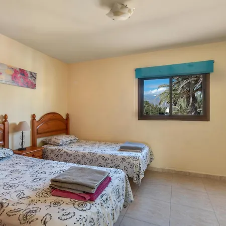 Big 2-bedroom In Tenerife South Arona