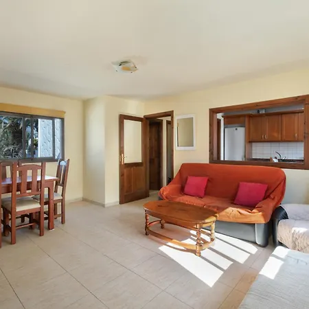Big 2-bedroom In Tenerife South 阿罗纳